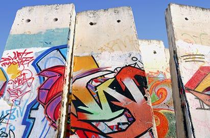 <h3>Berlin Wall Panorama by Asis</h3>
<p>This immersive exhibit allows students to experience life on both sides of the Wall through a breathtaking 360-degree panorama.</p>